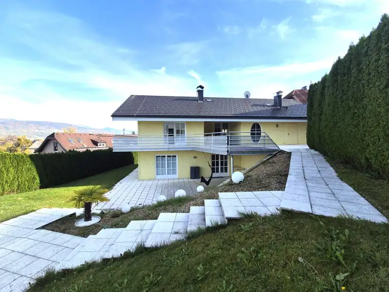 Moderne Panorama Villa mit Pool im Süden der Stadt Salzburg