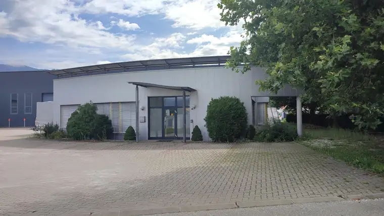 Geschäfts-, Büro und /oder Praxisräume in toller Lage