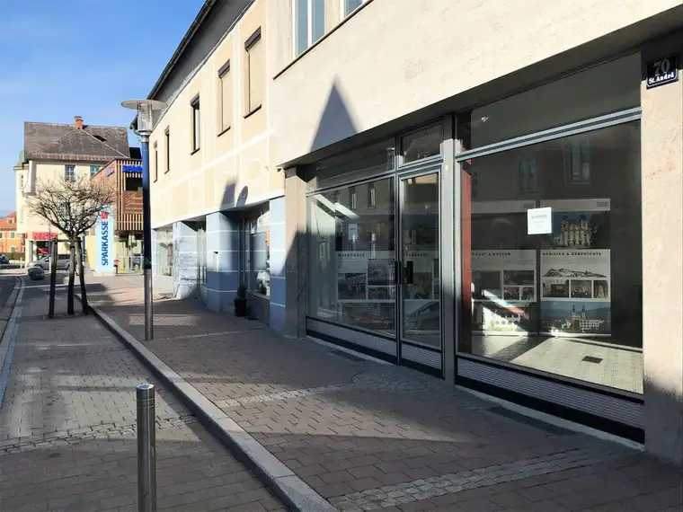 VERMIETET ! Geschäftslokal Zentrum St.Andrä Nettomiete 480,--für 105 m2 !