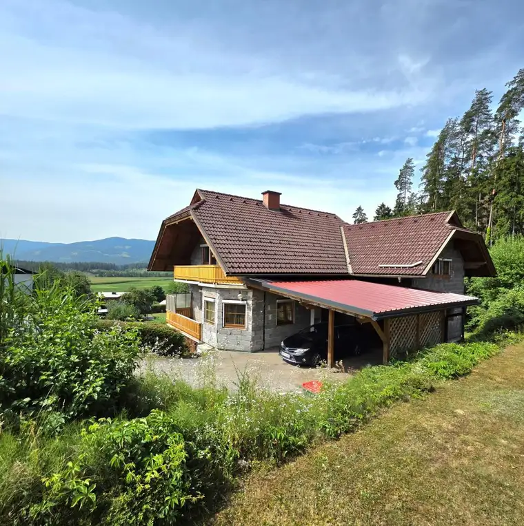 Großes Haus in ruhiger Lage!