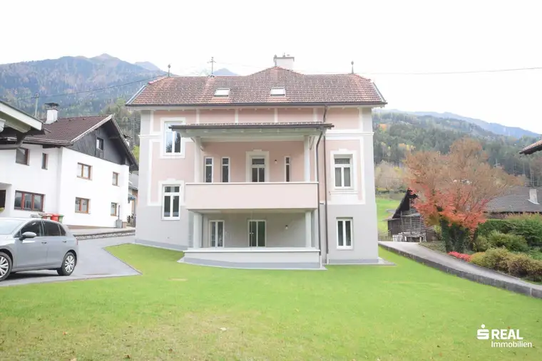 Traumhafte 4-Zimmer-Wohnung in Pfaffenhofen - Vollsaniert mit Garten, Garage und Stellplatz (beide aufpreispflichtig) - Jetzt zuschlagen für € 411.950,-