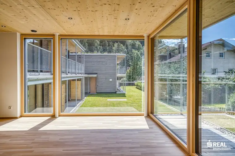 Angenehme Wohnatmosphäre - Sofort beziehbares Eckreihenhaus