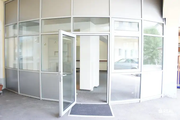 Attraktive Gewerbefläche in zentraler Lage – ideal für Büro, Praxis oder Geschäft
