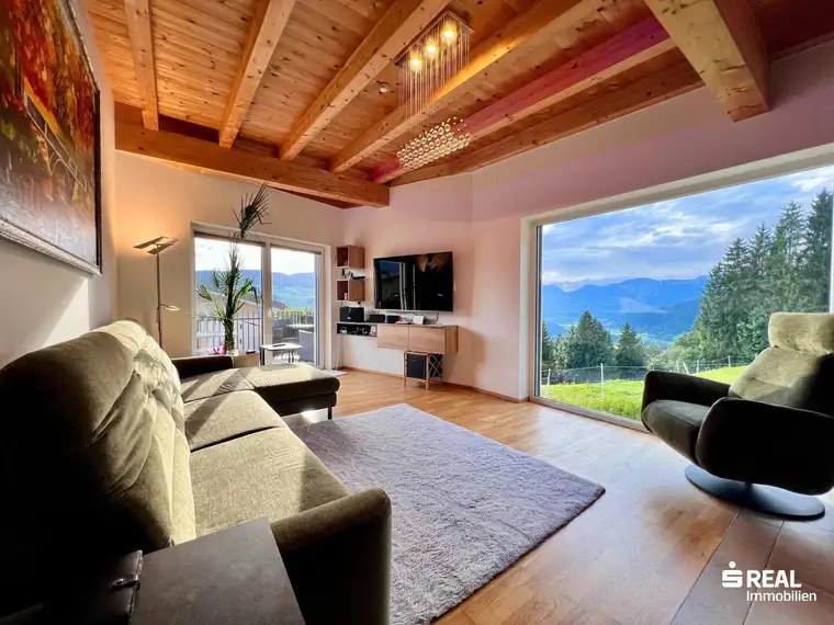 Modernes Eckreihenhaus mit 5 Zimmern und traumhaftem Ausblick!