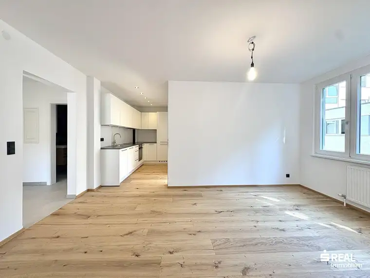 Juwel in ruhiger Bestlage: Generalsanierte 4-Zimmer-Wohnung mit Garage im Zentrum von Innsbruck!