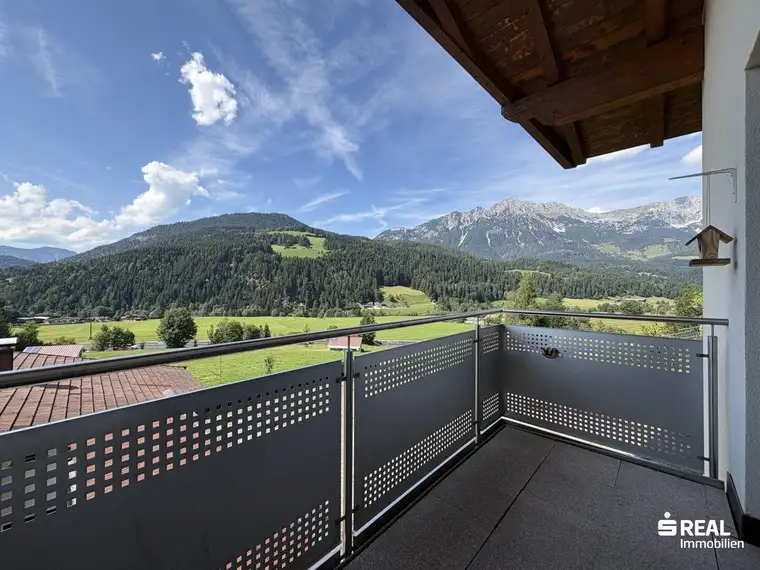 Charmante 3-Zi-Wohnung mit 2 Balkonen &amp; Carportplatz in Söll - Zur Miete