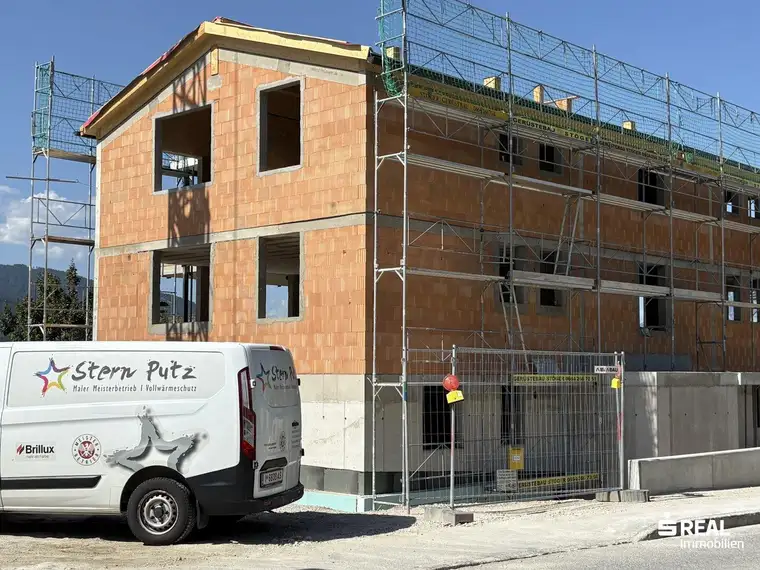 Rohbaufertigstellung Wohnanlage Römerstraße
