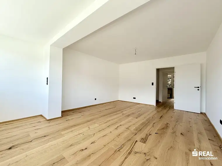 Arzl: sonnige 3-Zimmer-Wohnung mit Garage, hochwertig saniert