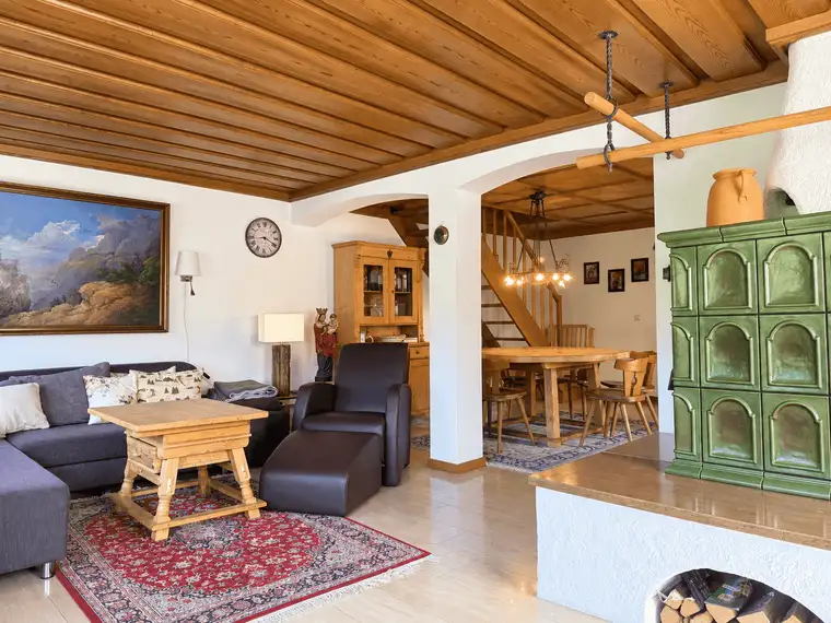 Objekt Nr.: R1000 - REITH BEI KITZBÜHEL: FREIZEITWOHNSITZ – Großzügige Dachgeschoss-Maisonette mit Balkon &amp; Bergblick