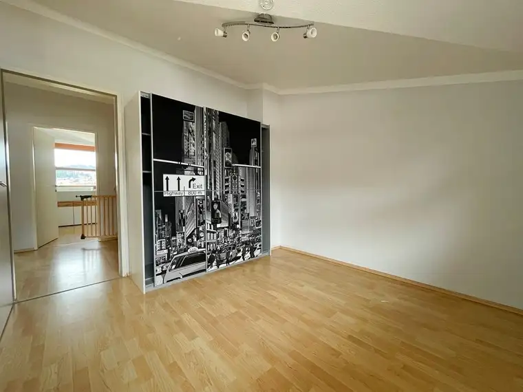 Objekt Nr.: KÖSS1000 - KÖSSEN - PREISREDUKTION - TOP PREIS - Wunderschöne Haushälfte mit traumhaften Panoramablick