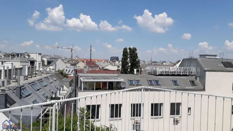 *** 2-ZIMMER-APARTMENT mit 20 m² TERRASSE AM MARGARETENPLATZ***
