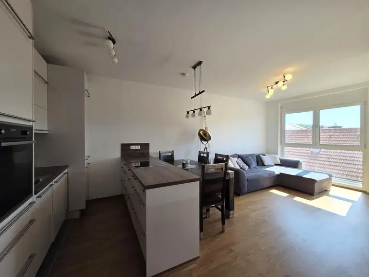 3-Zimmer-Neubauwohnung mit effizienten Grundriss und Süd-Loggia!