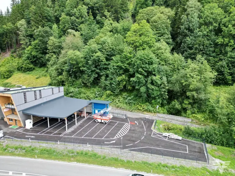 Gewerbegrund zur Anmietung - hochwertige Lagerfläche in Taxenbach