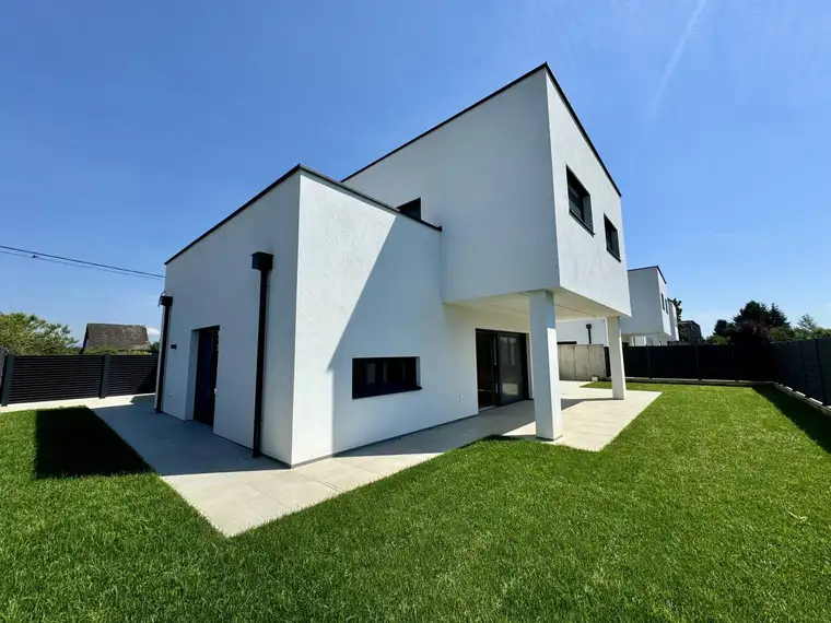 Seiersberg! Modernes Einfamilienhaus in sonniger Lage- Erstbezug!