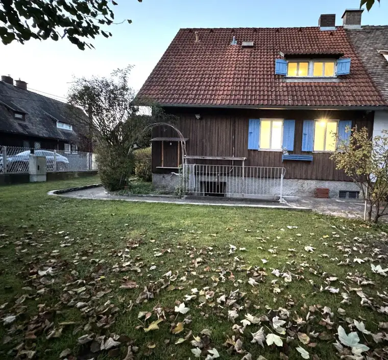 Liebenau, Einfamilienhaus bzw. Doppelreihenhaus in ruhiger Lage ca. 94,00 m², 5 Zimmer