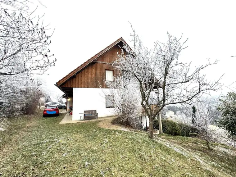 Eggersdorf bei Graz, teilsaniertes Mehrfamilienhaus, 3 Wohneinheiten möglich, ca. 290,00 m²,  Grund 993 m² 