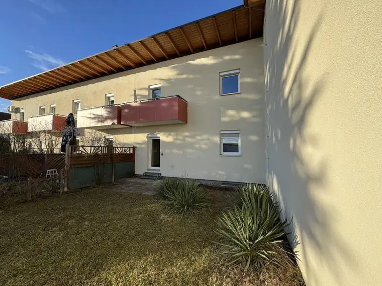 Graz Puntigam - Mitterstraße ! Tolle sonnige Kleinwohnung mit 105 m² Eigengarten!