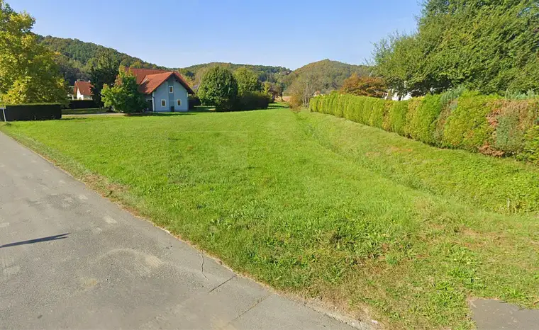 Sonniges sowie ebenes Baugrundstück zwischen Jennersdorf und Bad Loipersdorf!