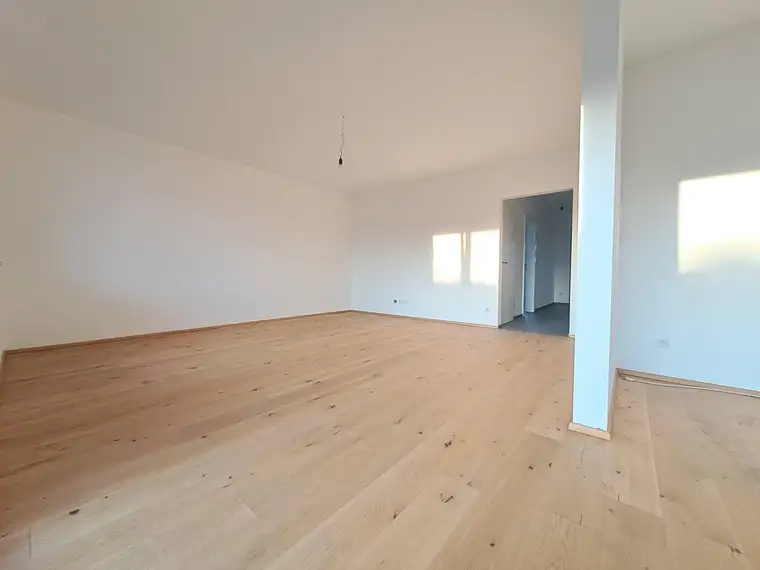 Leibnitz! Hochwertiger Erstbezug! Helle 3-Zimmerwohnug mit Süd-Westbalkon !