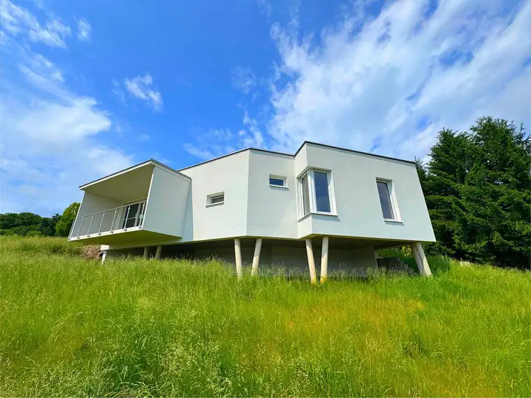 B O C K S D O R F - Sonniger Bungalow mit Panoramablick und Erstbezug!