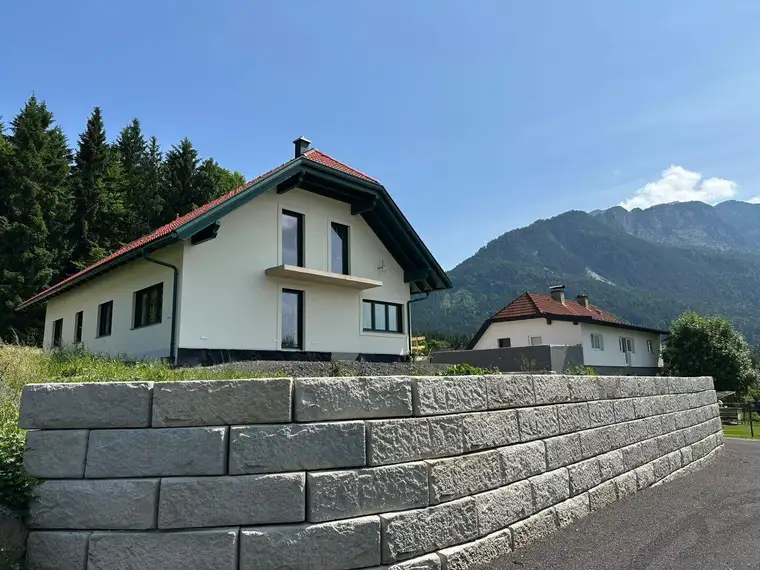 NEUBAU IN BESTLAGE-WOHNEN WO ANDERE URLAUB MACHEN!