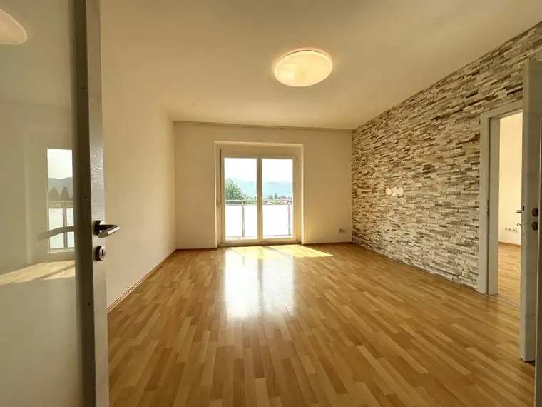 Graz-Straßgang! großräumige 3-Zimmer-Wohnung in attraktiver Lage , für Familien