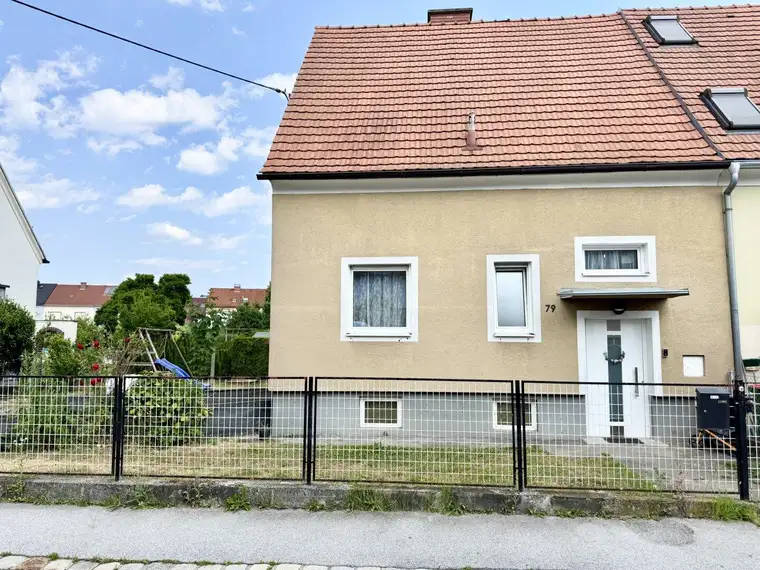 Straßgang! Modernisierte Doppelhaushälfte mit 5 Zimmern, Garten &amp; Garage- Toplage!