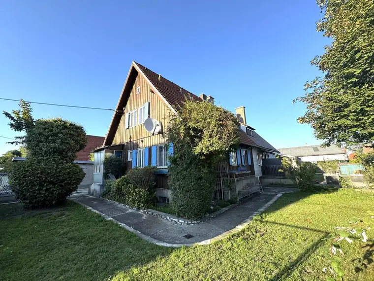 Liebenau, Einfamilienhaus bzw. Doppelreihenhaus in ruhiger Lage ca. 94,00 m², 5 Zimmer