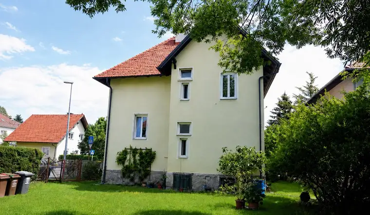 Zweifamilienhaus mit großem Entwicklungspotenzial in Graz-Liebenau!