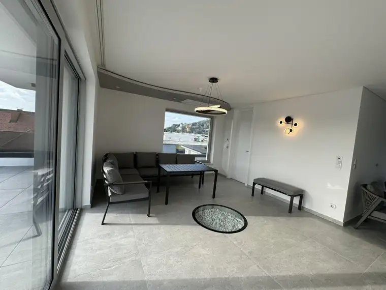 Graz-Straßgang! Exclusive Penthouse-Wohung mit 113 m² Dachterrasse !
