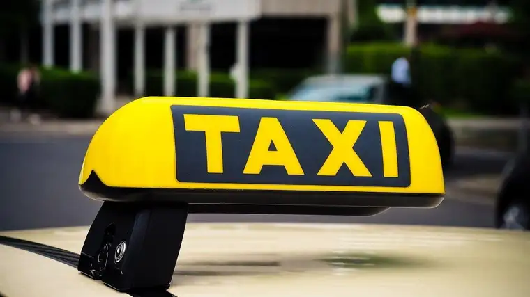 Gut eingeführtes Taxiunternehmen zu verkaufen