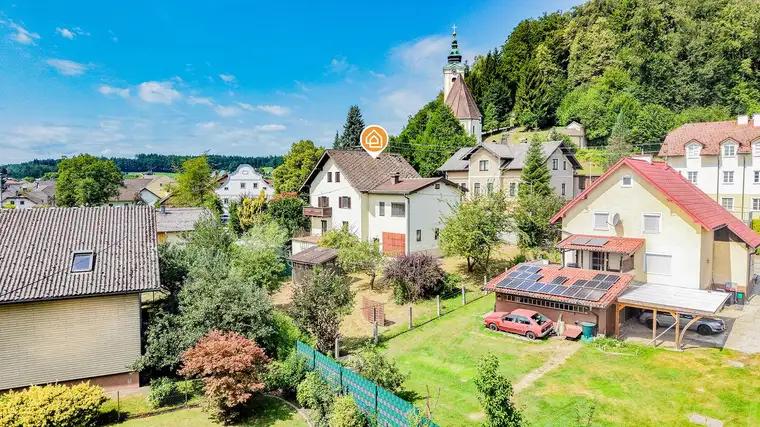 Charmantes Wohnhaus mit Garten in ruhiger Lage