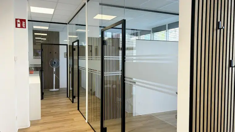 Helles Büro in Top-Lage mit ausgezeichneter Sichtbarkeit