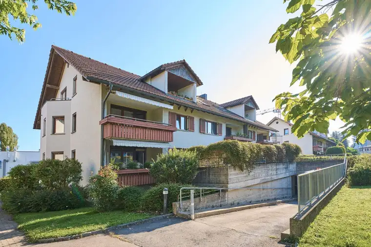 Familienglück - Helle 4,5-Zimmer Eigentumswohnung mit Balkon in Lustenau!