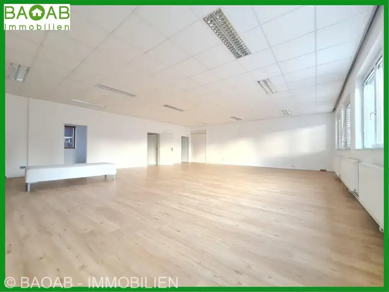 TOP GEWERBEFLÄCHE | PRAXIS - ORDINATION - BÜRO | ZENTRALE RUHELAGE | BARRIEREFREIE | PARKPLÄTZE DIREKT VOR DER TÜR