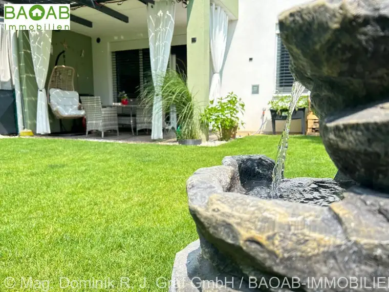 GARTENWOHNTRAUM - BARRIEREFREI - SCHWIMMTEICH - CARPORT &amp; PV-ANLAGE