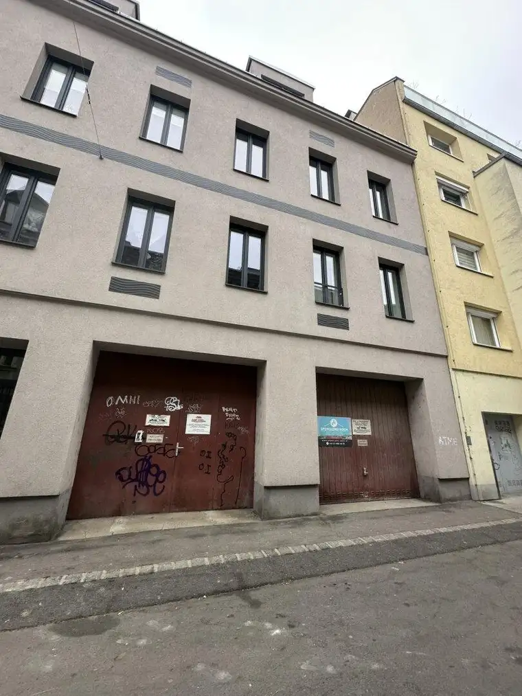 Große Erdgeschossfläche zwischen der Ottakringer Str. und Thaliastraße