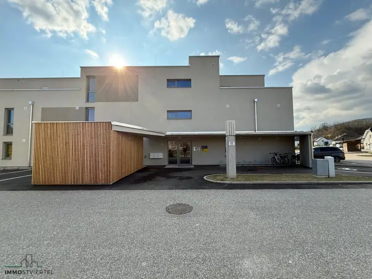 Moderne Erstbezug-Wohnung mit Balkon!