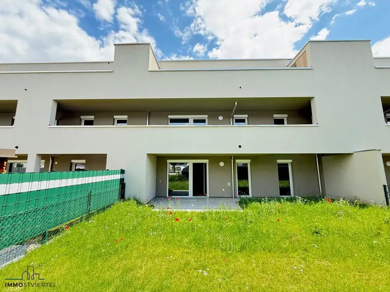 Neue Erstbezugswohnung mit Terrasse und Garten!