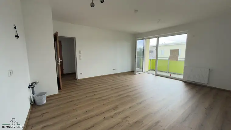 Große Wohnung mit Balkon in zentraler Lage in Ybbs! 1 Monat Mietfrei!!