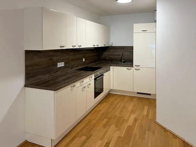 Vermietete 2-Zimmer-Wohnung ! Baurechtswohnung