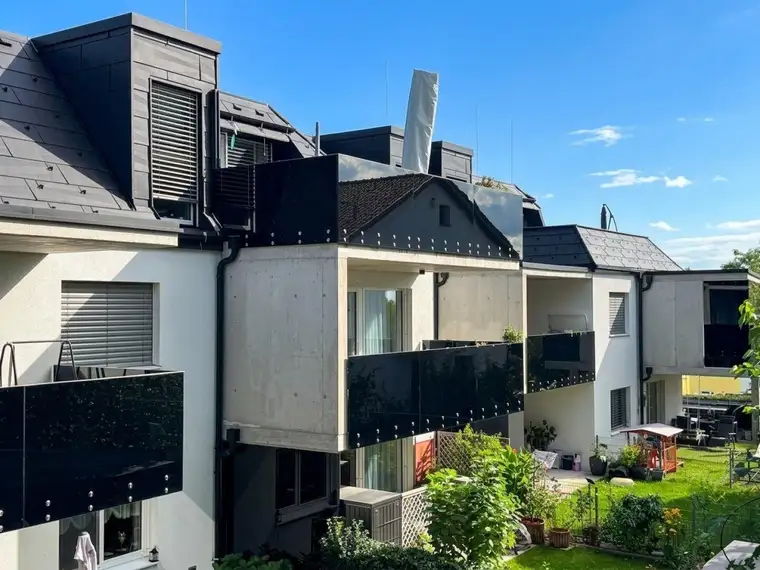 Neuwertige Wohnung im Zentrum von Hagenberg II große Loggia II Einbauküche