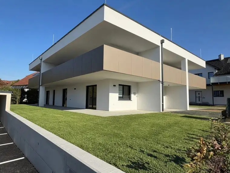 Neu: Gartenwohnung im Zentrum von Wartberg II 178 m² Garten- u. Terrassenfläche II Einblick mit 360-Grad-Rundgang