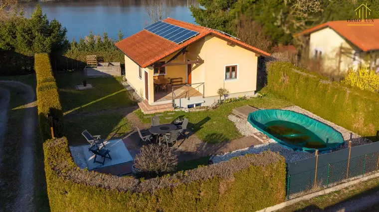 "RESERVIERT" Urlaubsparadies am Puckingersee – Ihr Ferienhaus in erster Reihe zum Wasser
