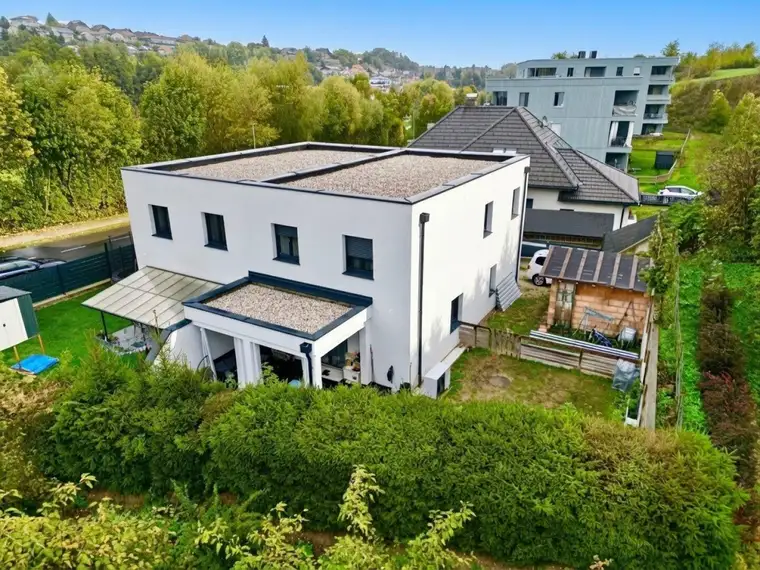  ‍ ‍ ‍ Leistbarer Familientraum in Sierning: Doppelhaushälfte mit 3 Schlafzimmern &amp; Garten