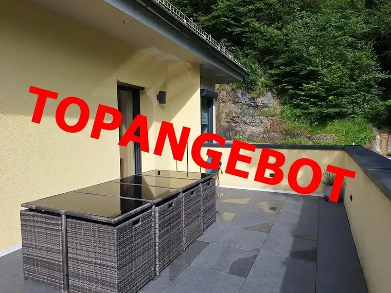 Adnet-Alleinlage-PREISHIT!!: Etagenwohnung mit großer Sonnenterrasse u. 2 Garagen
