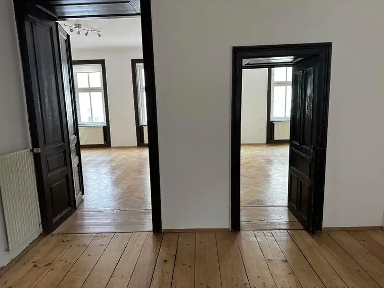 2-Zimmer-Wohnung im 2. Lifstock in sehr guter Lage des 3. Bezirks/Löwengasse