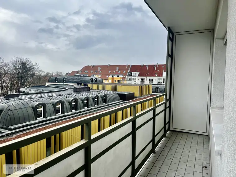 € 1.250,- inkl. Garage, Keller, Heizung | Renovierungsbedürftige 3-Zimmer Traumwohnung mit 2x Balkonen!