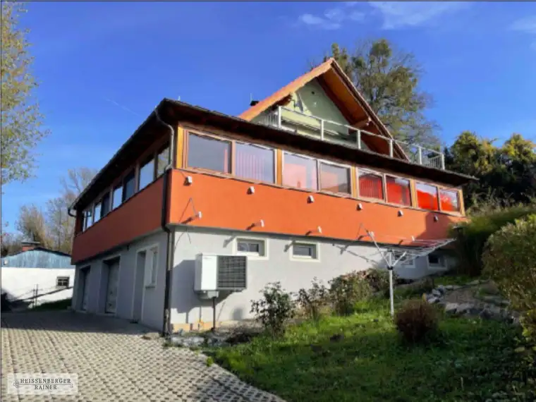 Einfamilien- oder Mehrfamilienhaus in Raaba | Wintergarten, Garagen, ca. 245 m² Wohnfläche