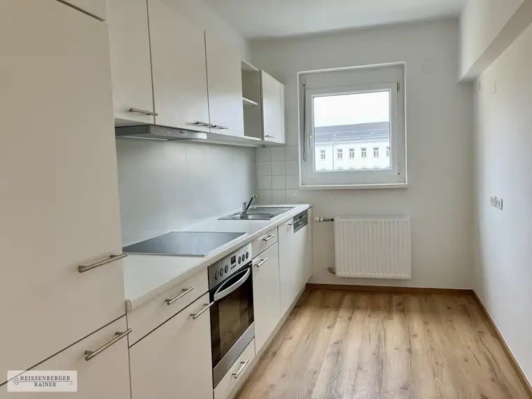 Sanierte 3-Zimmerwohnung | nähe Kunstuni | WG-Tauglich